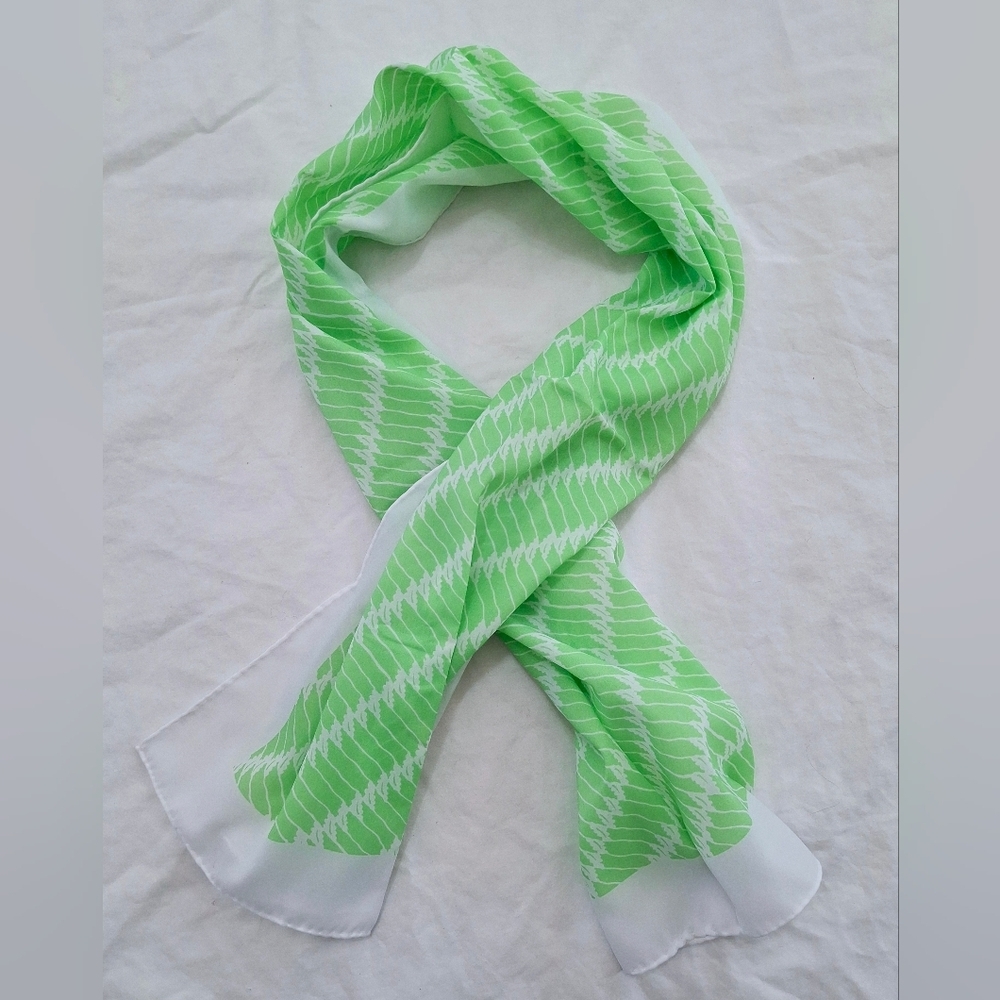 Brand New Vintage 1970's Robinson Golluber Oblong Scarf Green White